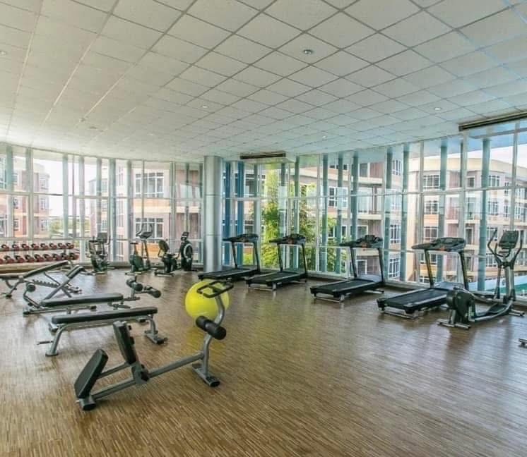 Condo for Sale, Beachfront and Near BTS Sukhumvit, Samut Prakan, Great Location, Special Price!!